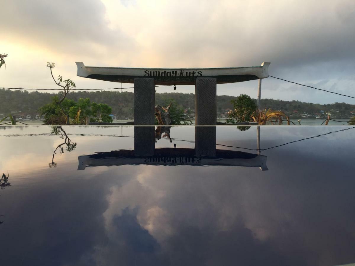 ホテル Sunday Huts Lembongan エクステリア 写真