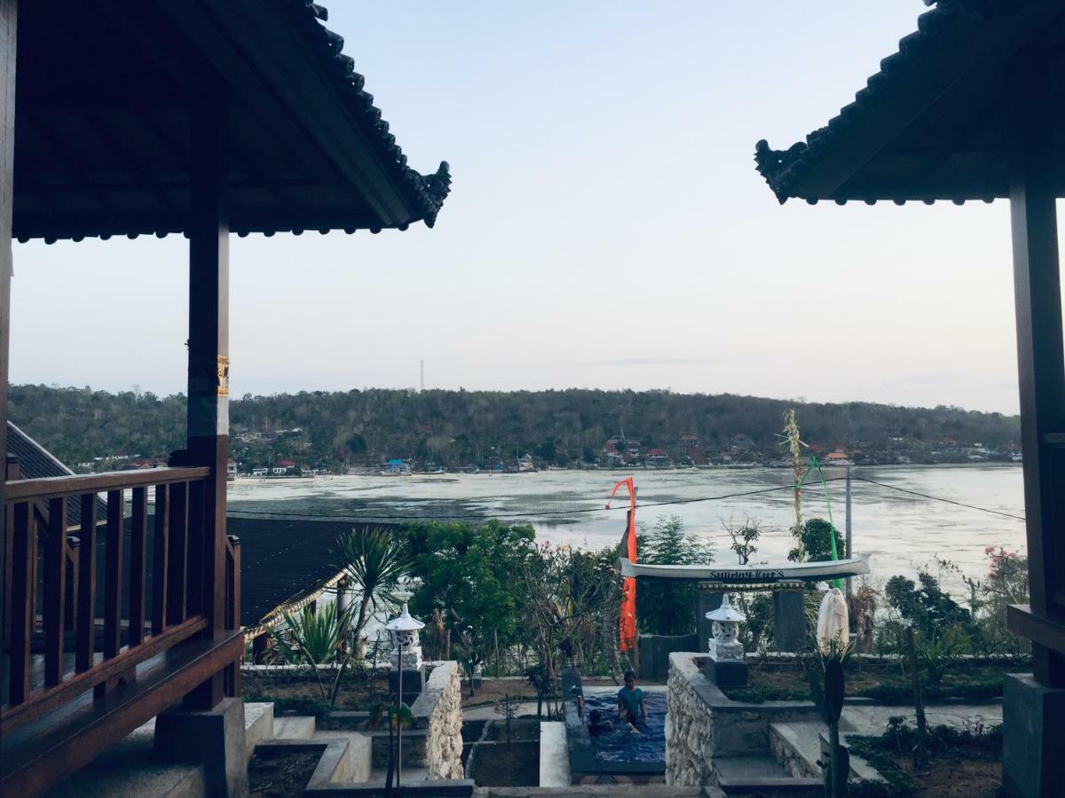 ホテル Sunday Huts Lembongan エクステリア 写真
