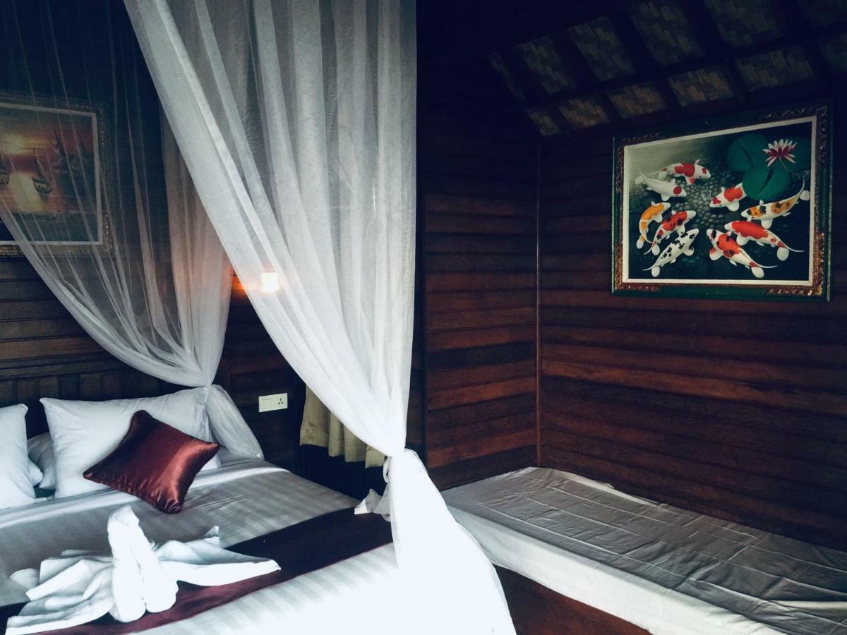 ホテル Sunday Huts Lembongan エクステリア 写真