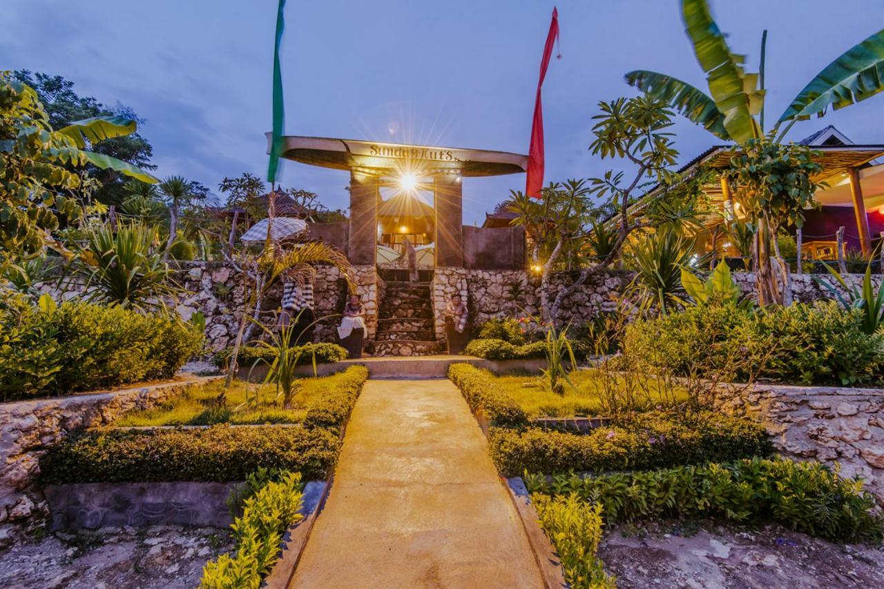 ホテル Sunday Huts Lembongan エクステリア 写真