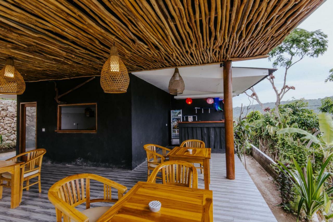ホテル Sunday Huts Lembongan エクステリア 写真