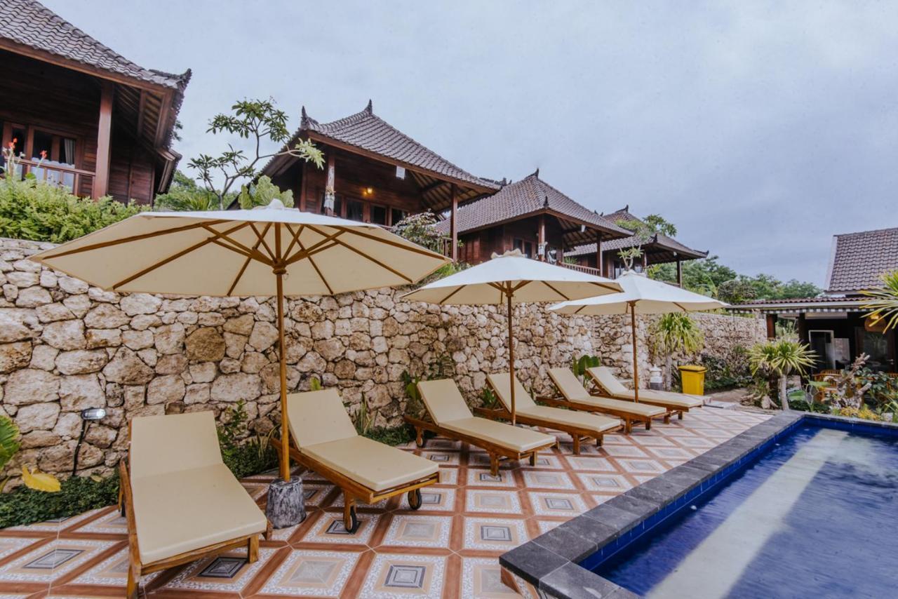 ホテル Sunday Huts Lembongan エクステリア 写真