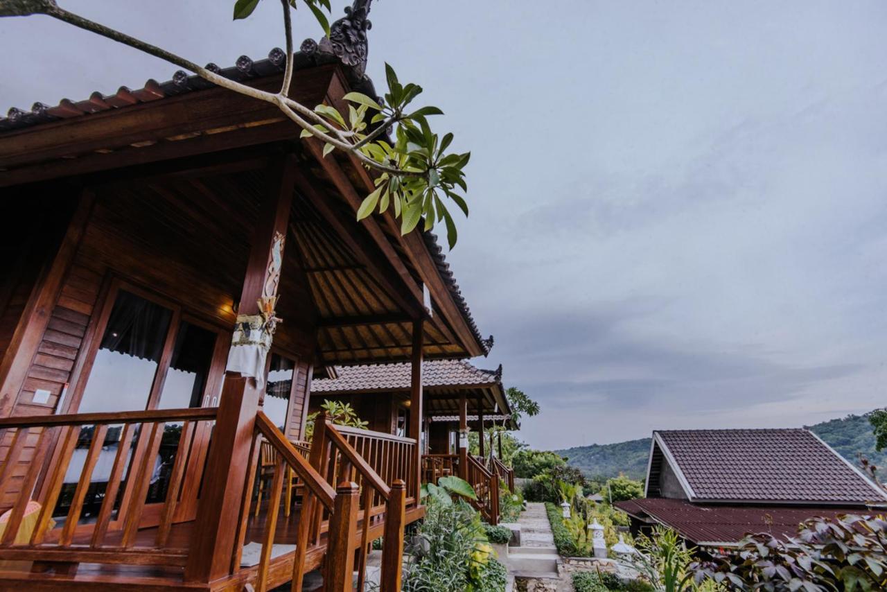 ホテル Sunday Huts Lembongan エクステリア 写真